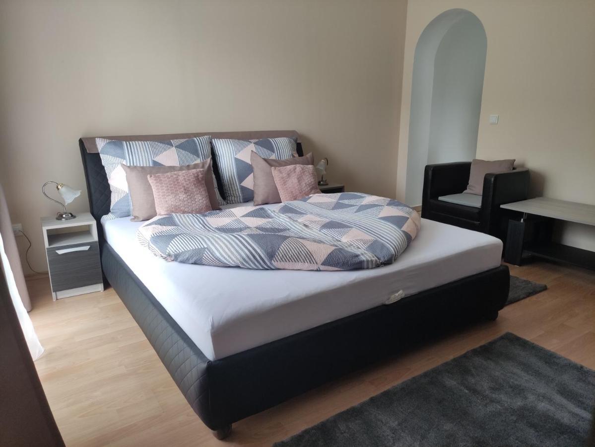 Zsanett Appartement Hévíz Extérieur photo