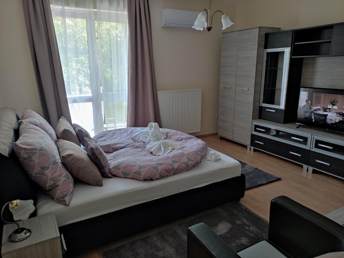 Zsanett Appartement Hévíz Extérieur photo