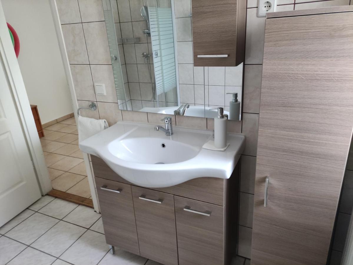 Zsanett Appartement Hévíz Extérieur photo