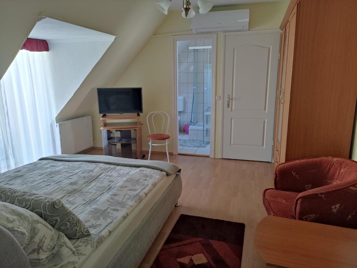 Zsanett Appartement Hévíz Extérieur photo