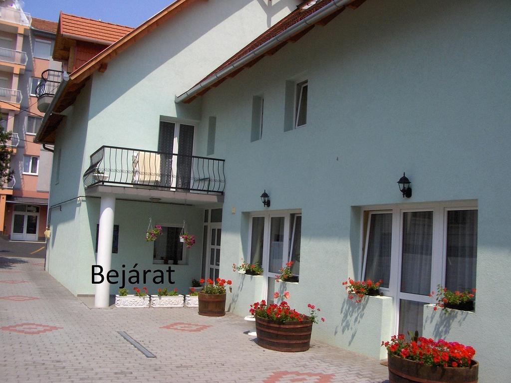 Zsanett Appartement Hévíz Extérieur photo